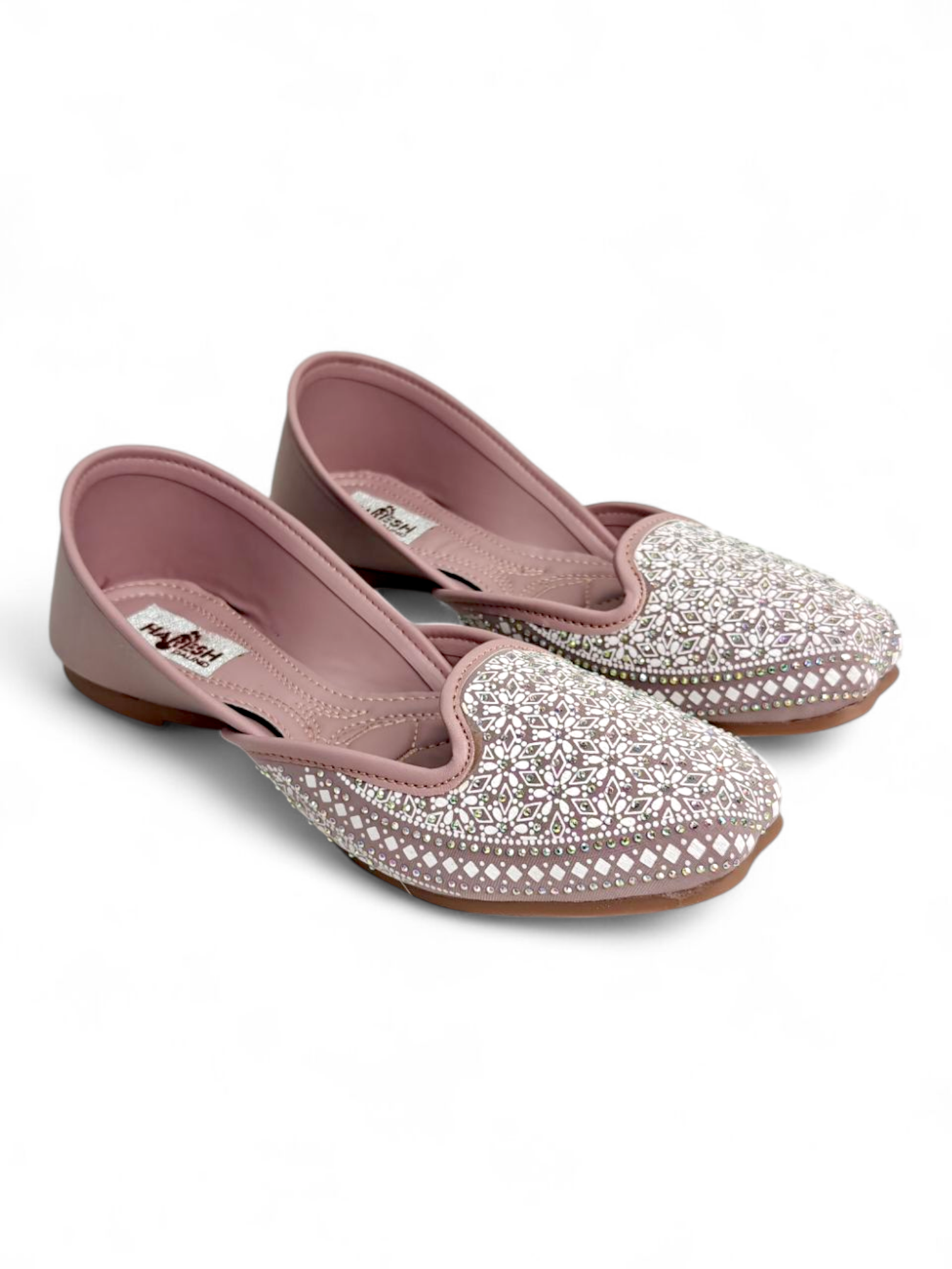 Back view of pink women’s jutti with soft cushioned sole